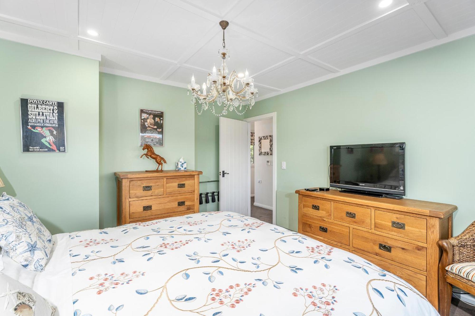 Bayview Valley Lodge Bed & Breakfast 怀蒂昂格 外观 照片